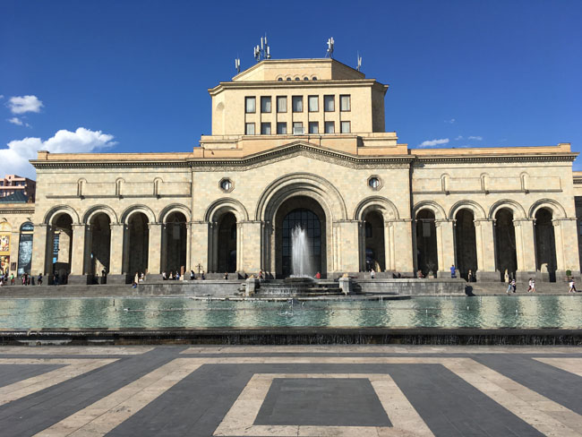 Place centrale d'Erevan